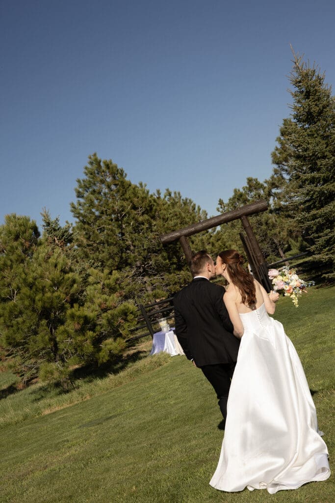 wedding party spruce mountain ranch