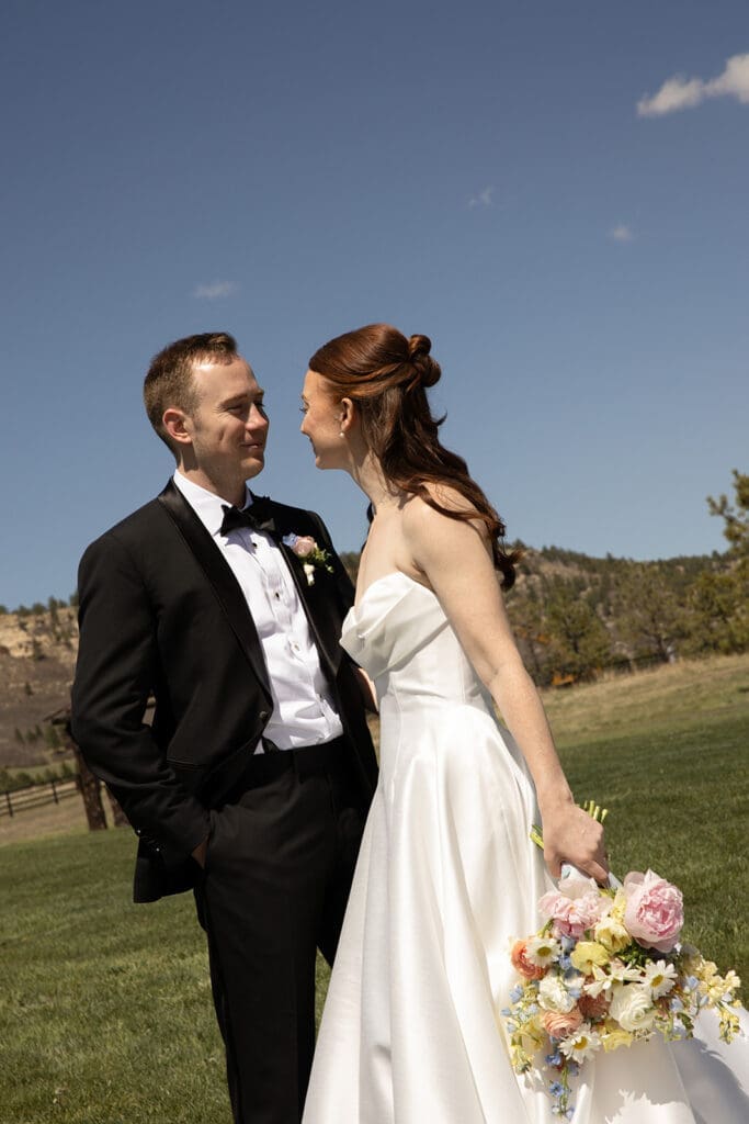 bride & groom spruce mountain ranch